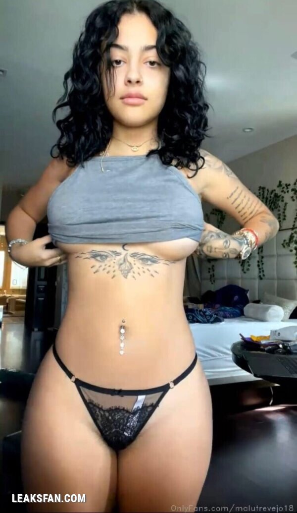 Malu Trevejo - 1