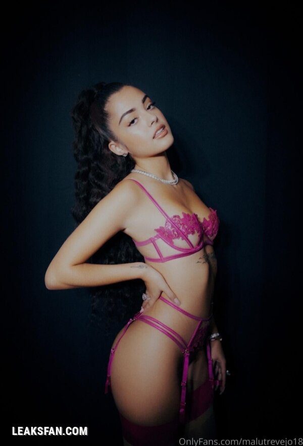 Malu Trevejo - 0
