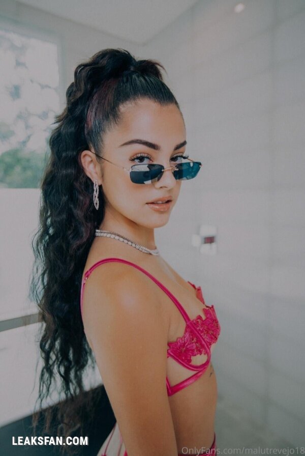 Malu Trevejo - 0