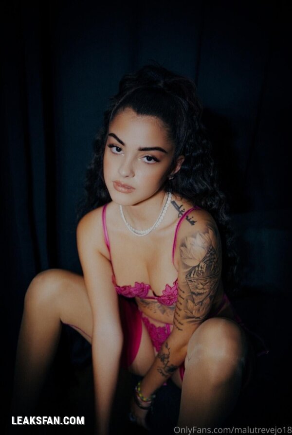 Malu Trevejo - 1