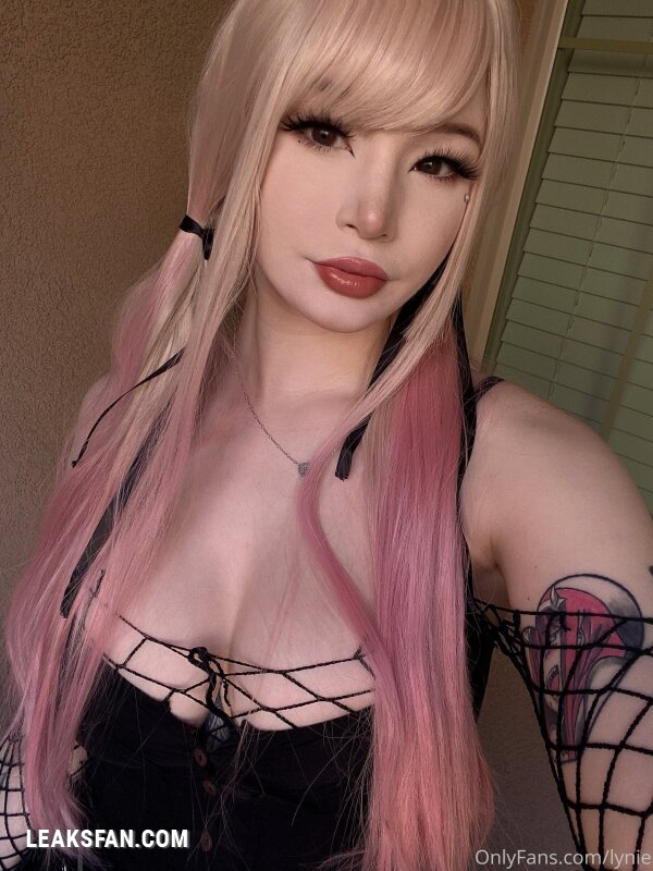 Lynie Nicole - 1