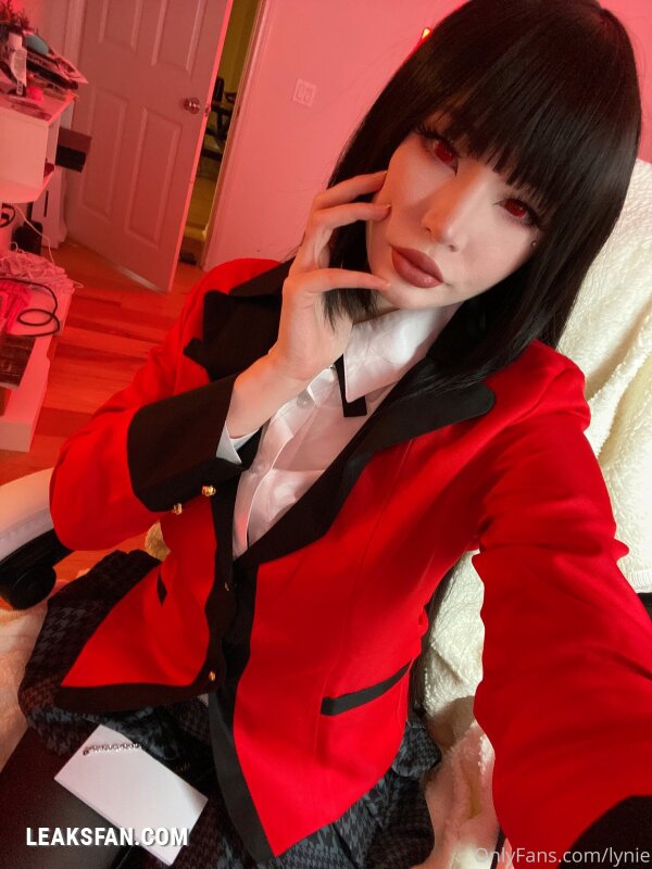 Lynie Nicole - 2