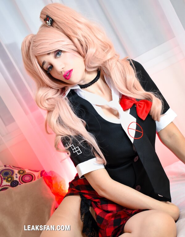 Sophie Valentine - Junko Enoshima - 2