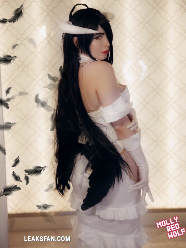 MollyRedWolf Albedo cosplay - 2