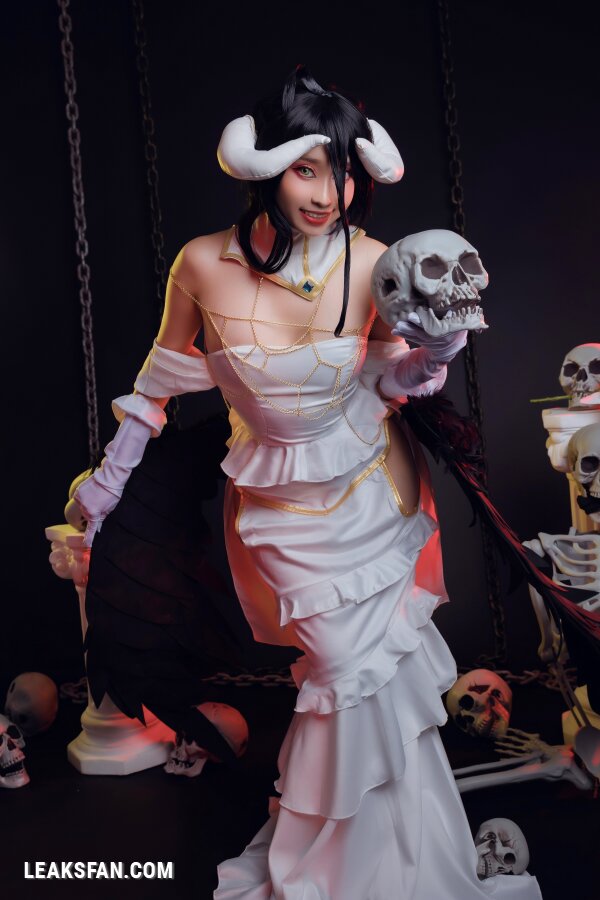 Asagi Kawaii - Albedo - 1