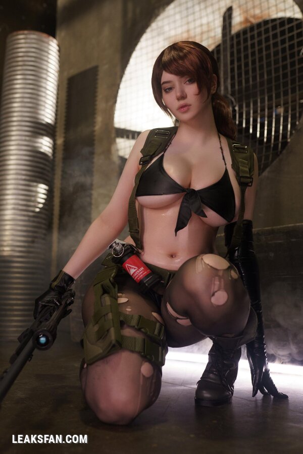 Alina Becker - Quiet (Metal Gear Solid) - 1