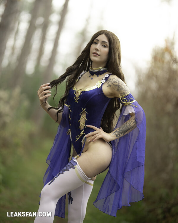 Luxlo Cosplay - Arwen Lewd - 12