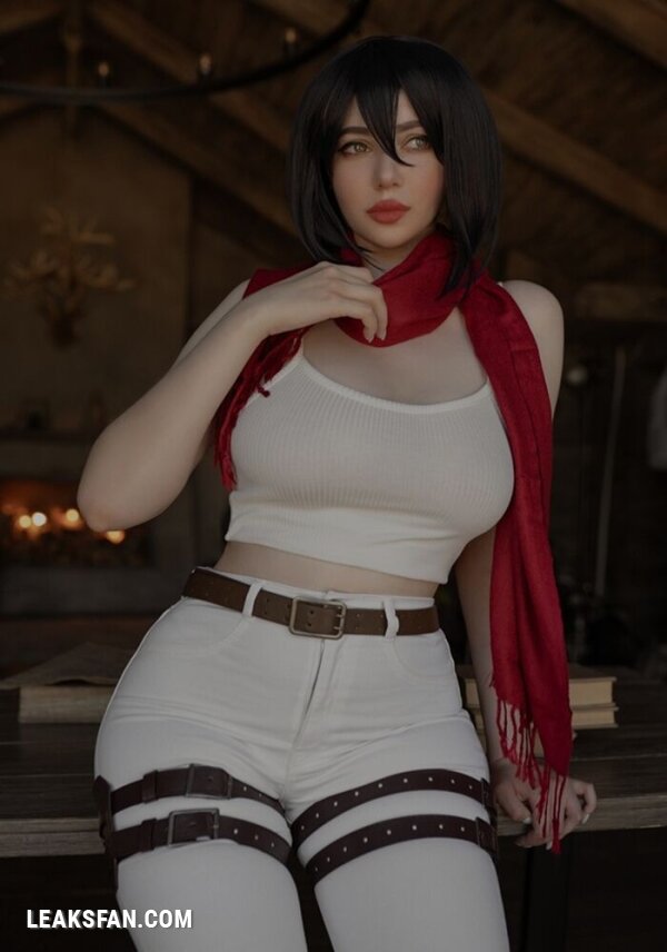 Alina Becker - Mikasa Ackerman - 2