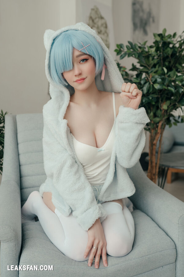 Donna Loli - Rem - 14