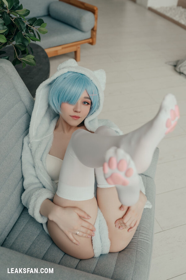 Donna Loli - Rem - 2