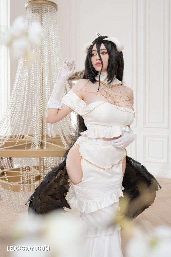 Alina Becker - Albedo (Overlord) - 2