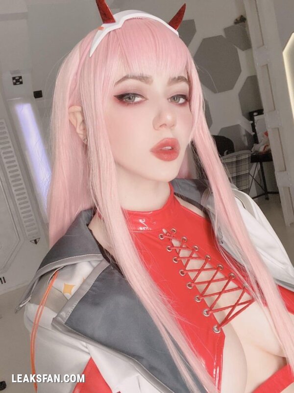 Alina Becker - Zero Two Swimsuit (Darling In The Franxx) - 2