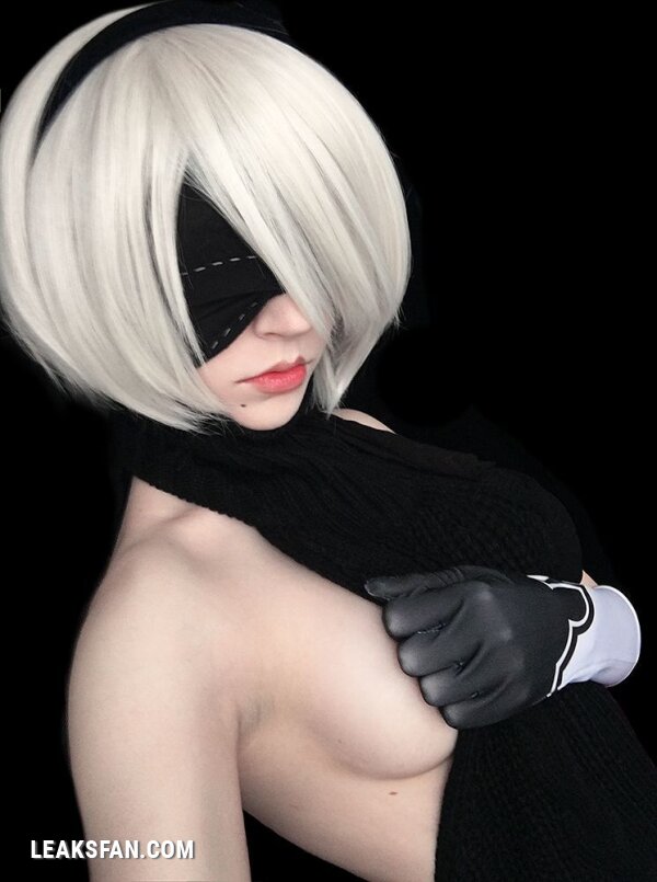 Shinuki Cosplayer - NSFW - 0