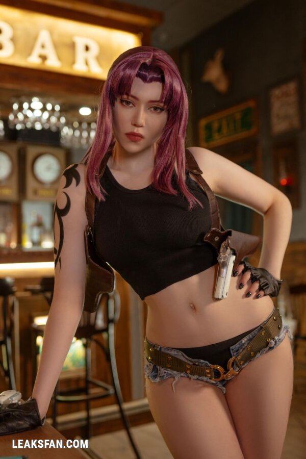 Alina Becker - Revy (Black Lagoon) - 0