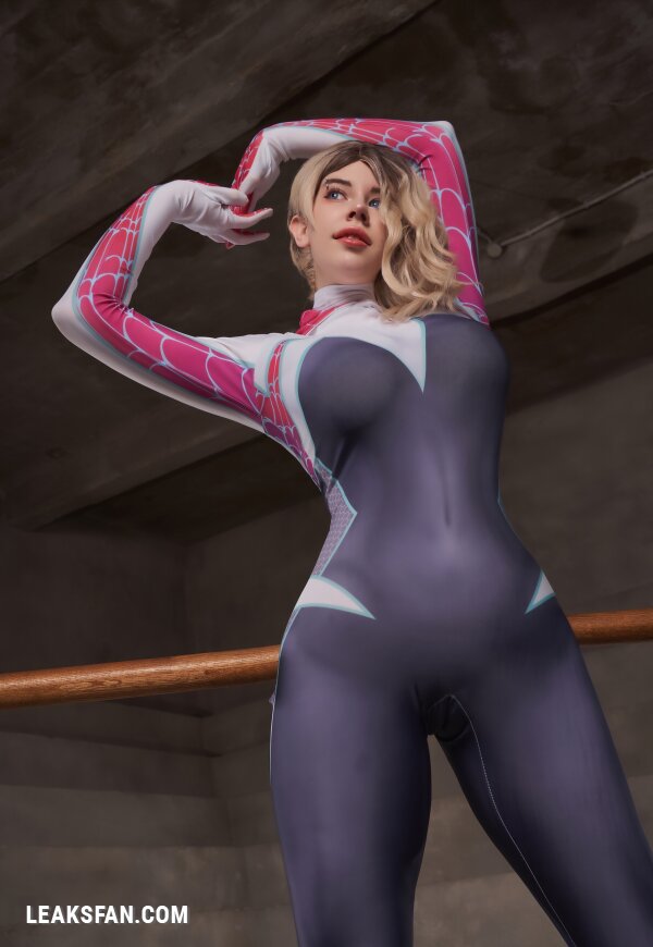 Voezacos - Spider-Gwen (Marvel Comics) - 1