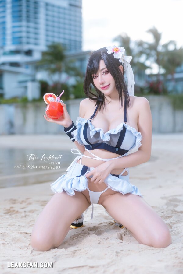 Byoru - Tifa Bikini - 0