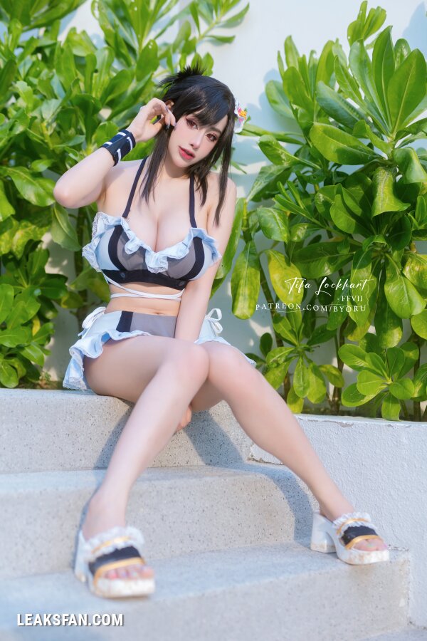 Byoru - Tifa Bikini - 11