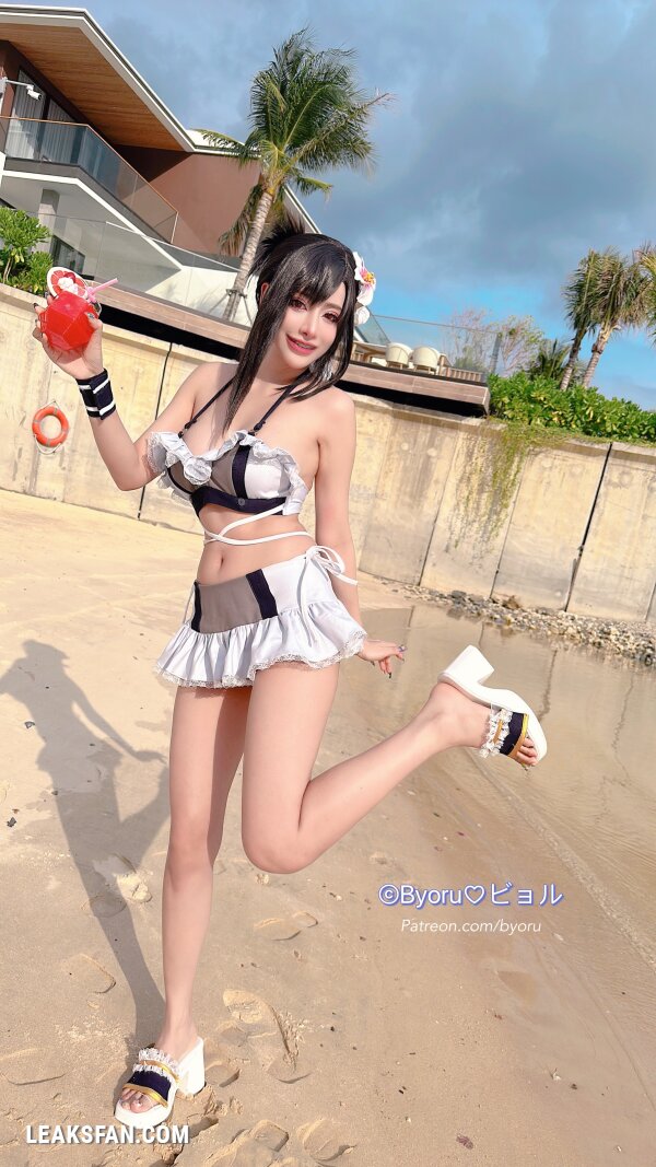 Byoru - Tifa Bikini - 1