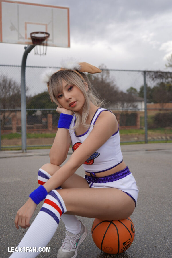 Yesyamcos - Lola Bunny - 1