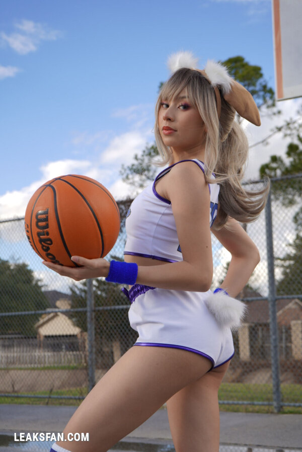 Yesyamcos - Lola Bunny - 1