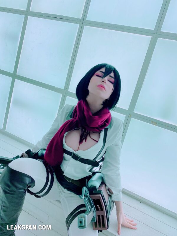 Lady Oichi - Mikasa Lencery (Shingeki No Kyojin) - 1