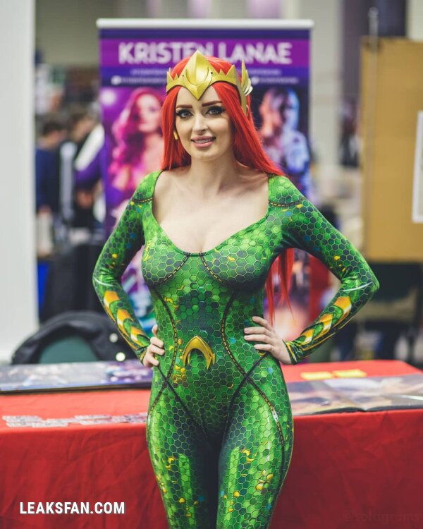 Kristen Lanae - Queen Mera - 11