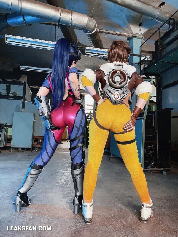 Alina Becker - Widowmaker x Tracer - 2