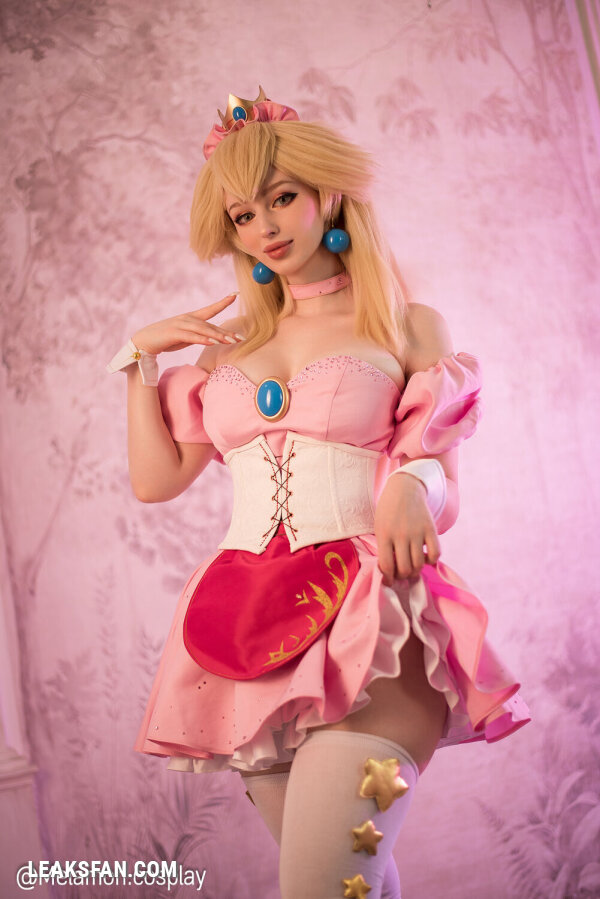 Lady Melamori - Princess Peach - 2