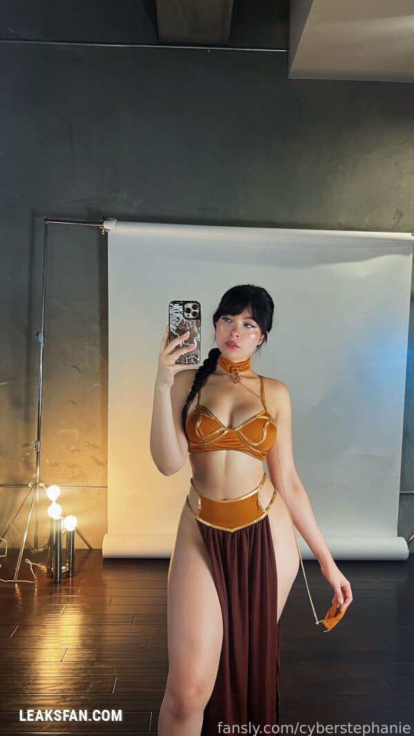 Cyberstephanie - Slave Leia - 7