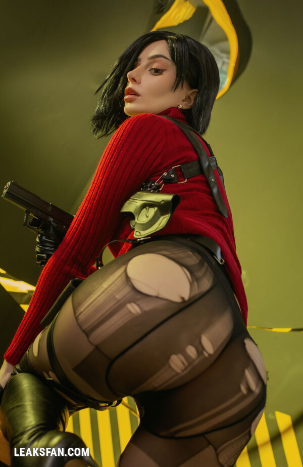 Fishy - Ada Wong - 2