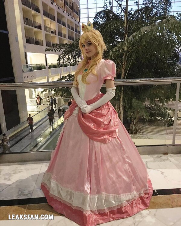 RolyatIsTaylor - Princess Peach - 0