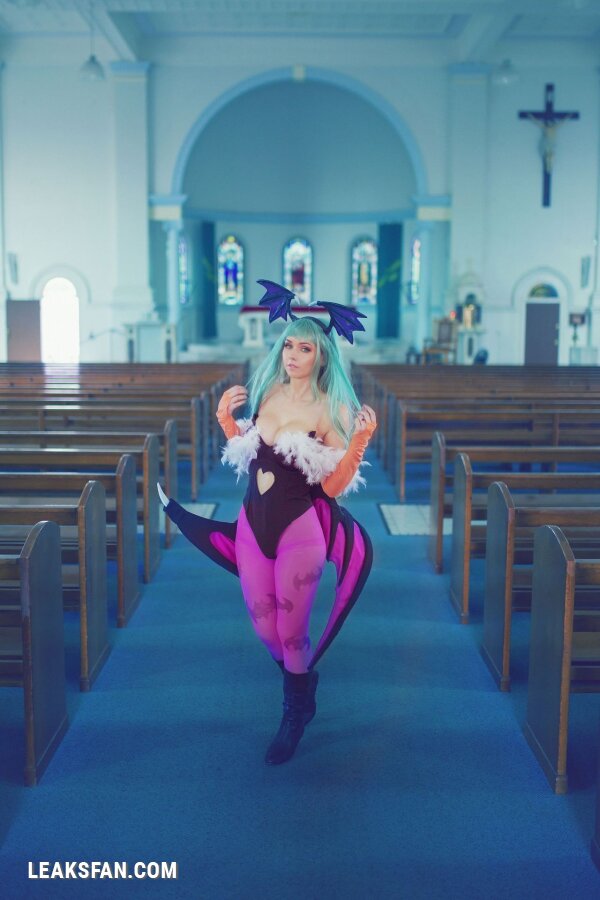 Amy Thunderbolt as Morrigan Aensland - 2