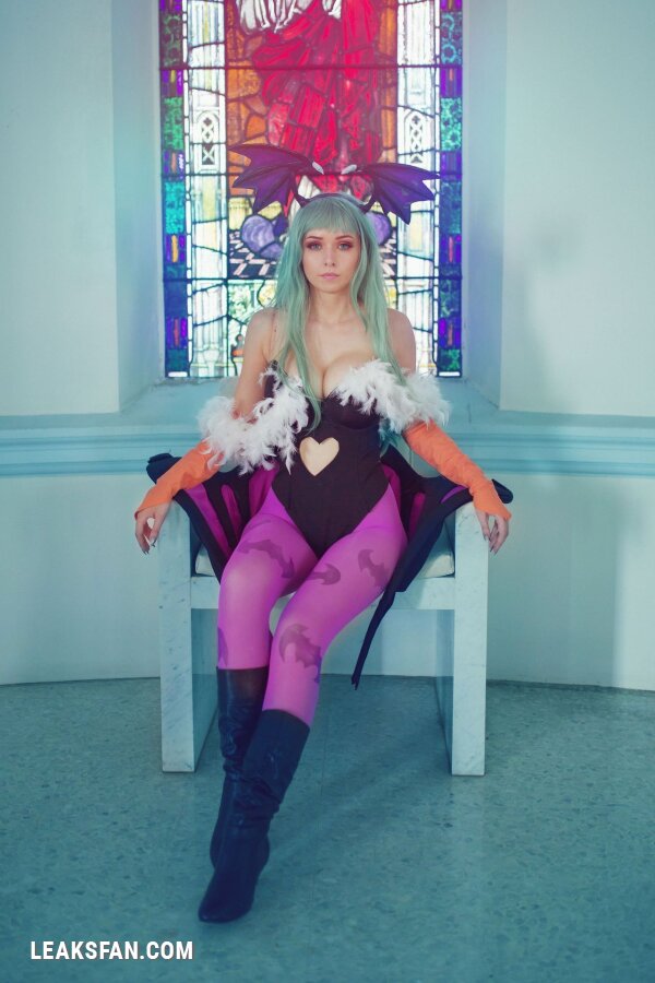 Amy Thunderbolt as Morrigan Aensland - 2