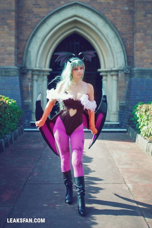 Amy Thunderbolt as Morrigan Aensland - 0