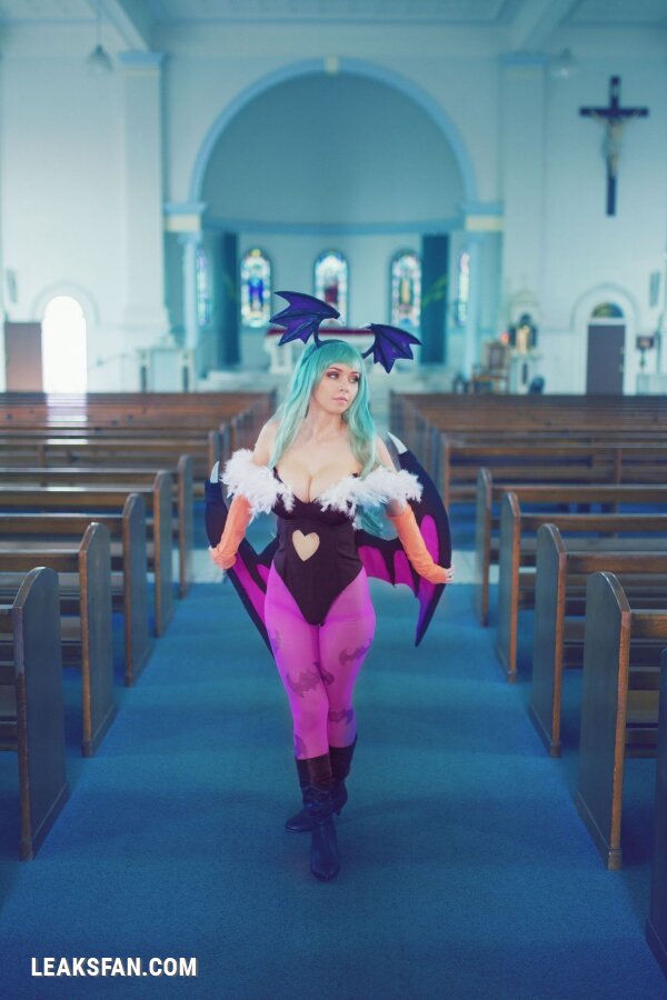 Amy Thunderbolt as Morrigan Aensland - 2