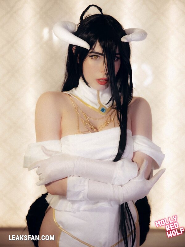 MollyRedWolf Albedo cosplay - 2