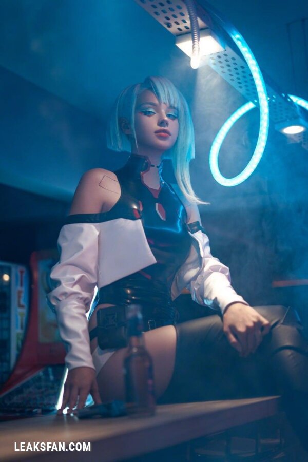 Shirogane sama - Lucy(Cyberpunk Edgerunners) - 2