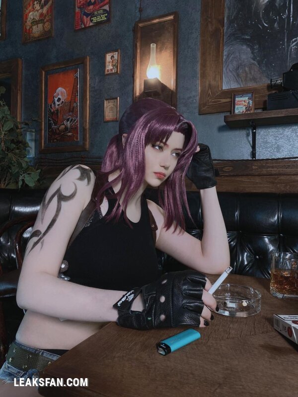 Alina Becker - Revy (Black Lagoon) - 30