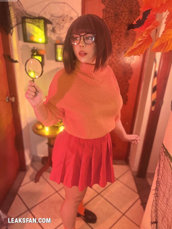 Velma Scooby Doo - 0