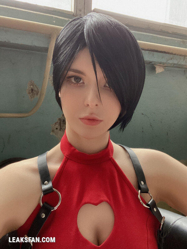 Vinnegal - Ada Wong - 2