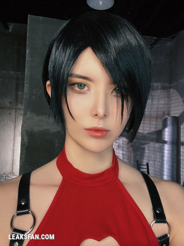 Vinnegal - Ada Wong - 2