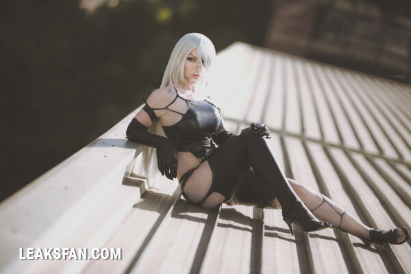 Katyuska Moonfox - A2 - 2