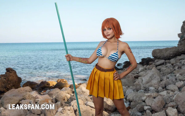 Kalinka Fox - Nami - 1