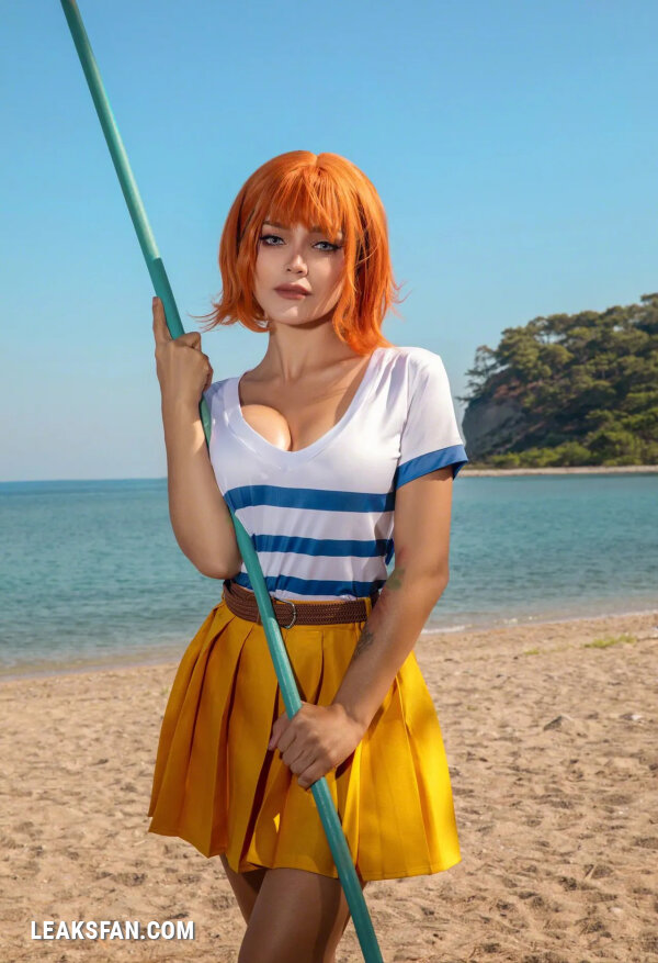 Kalinka Fox - Nami - 1