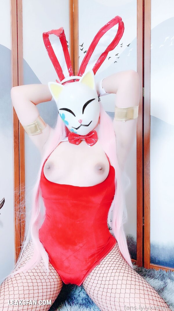 Yaxie Lotte (Fansly) [Bunny Suit] - 1