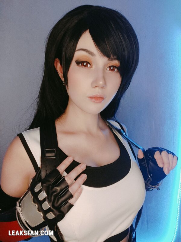 Anastasia Komori - Tifa - 0