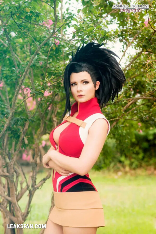 Jannet In cosplay - Momo Yaoyorozu - 1