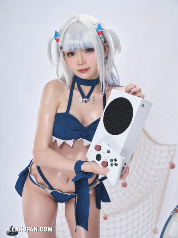 ZinieQ - Gawr Gura Swimsuit - 1