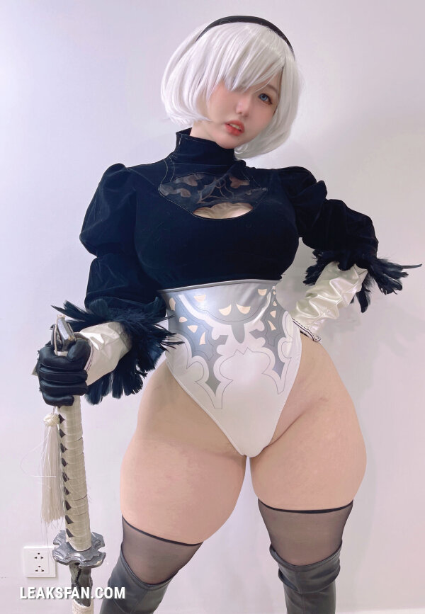 Peachuu - 2B - 1