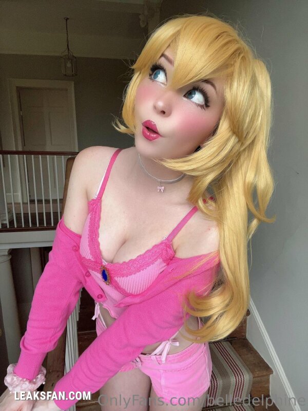 Belle Delphine - Princess Peach - 0